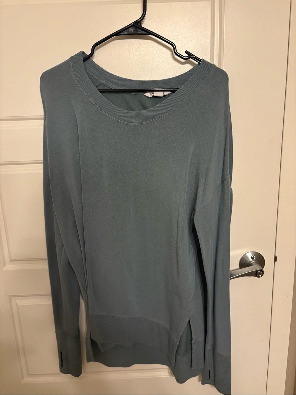Athleta Long Sleeve Crewneck Top - Slate Blue Athletic Soft Pullover Top